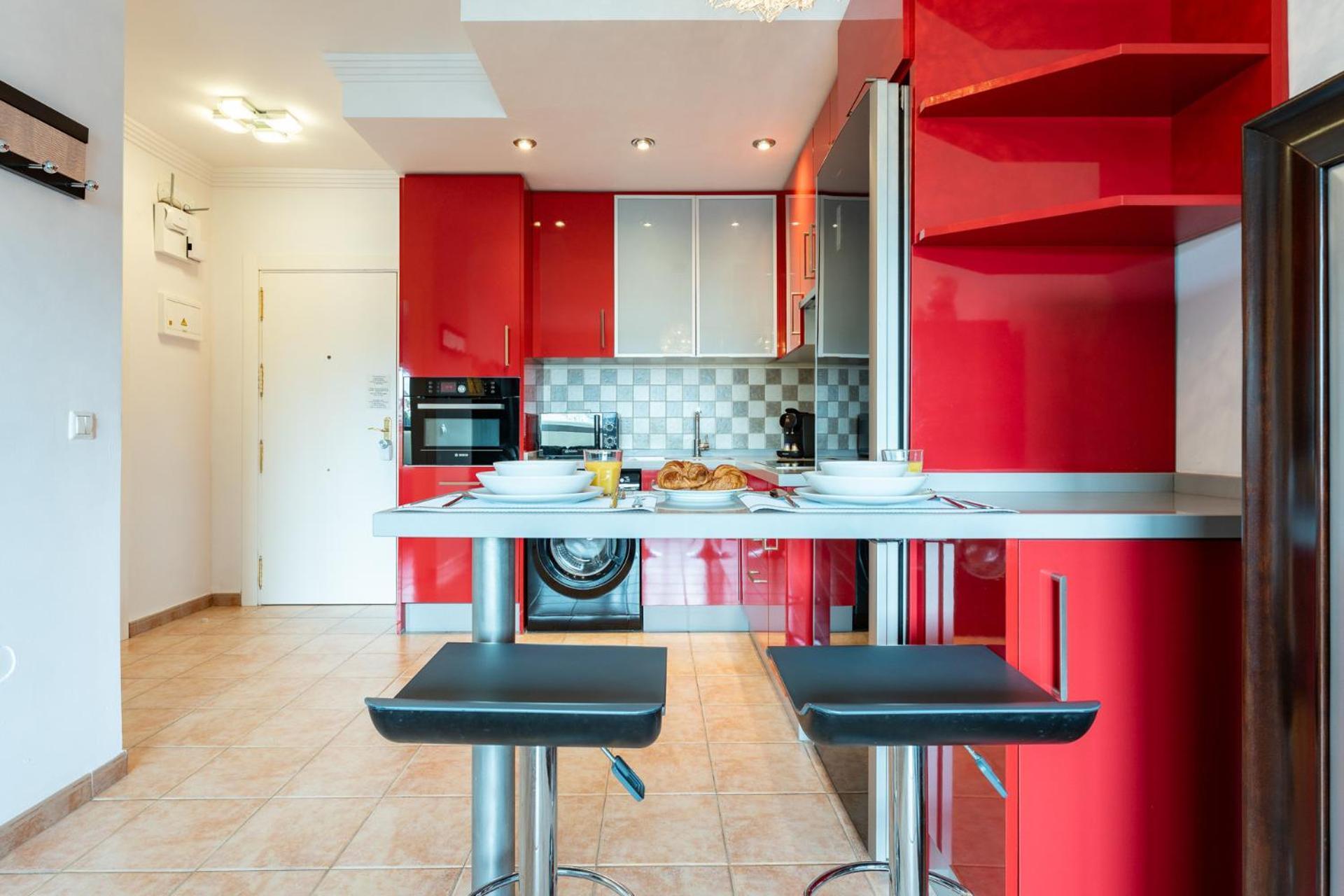 Benalbeach Bliss Seafront Retreat With Balcony Apartment *