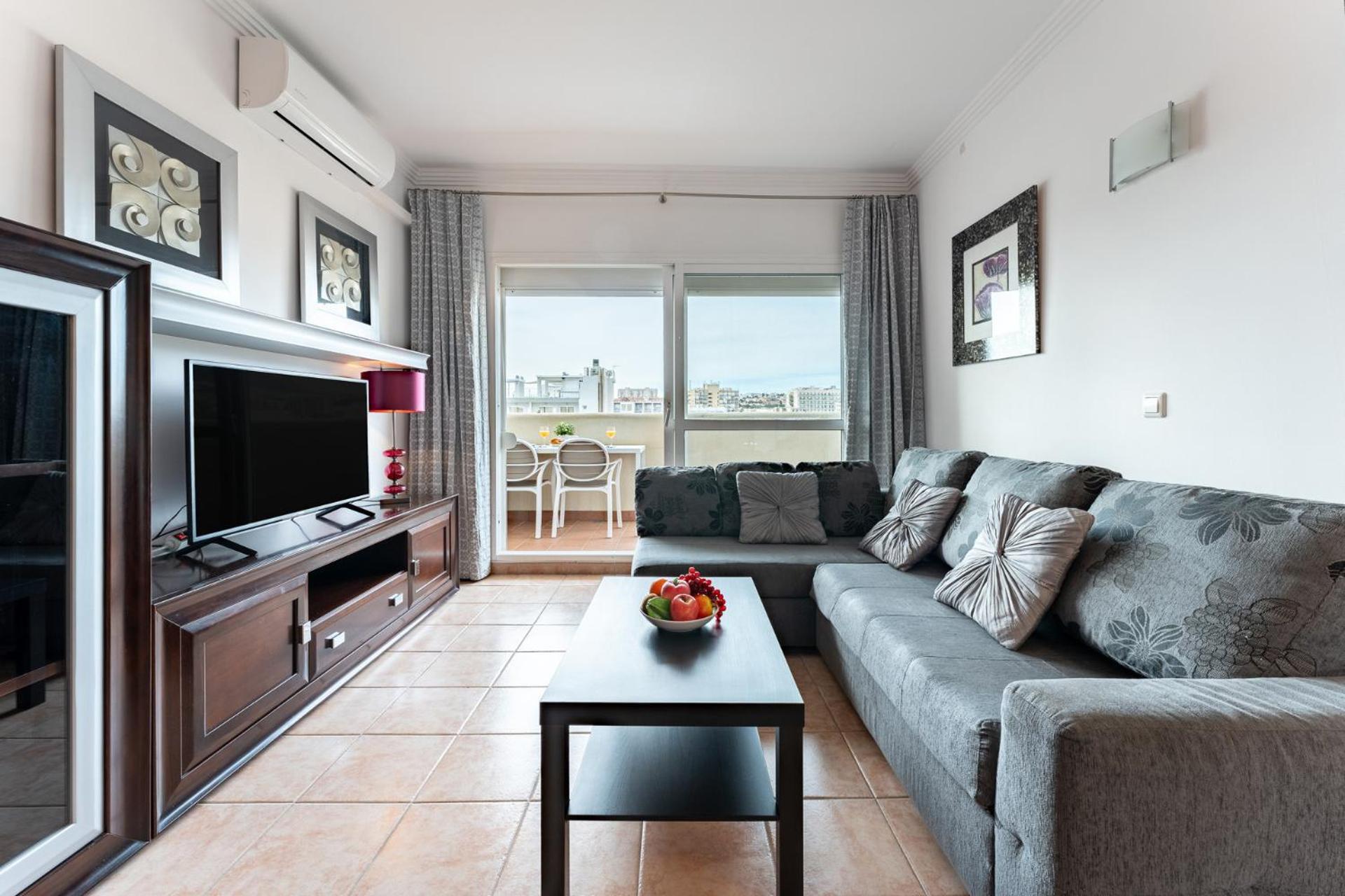 Benalbeach Bliss Seafront Retreat With Balcony Benalmadena