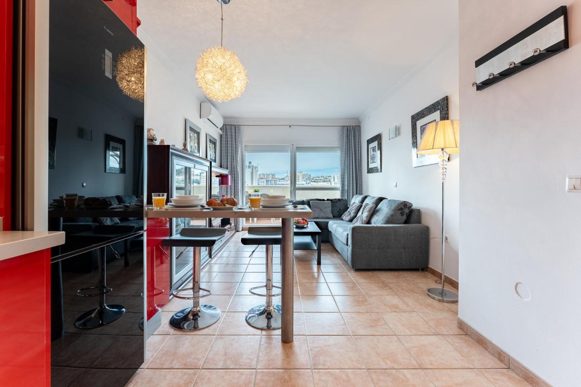 Benalbeach Bliss Seafront Retreat With Balcony Apartment