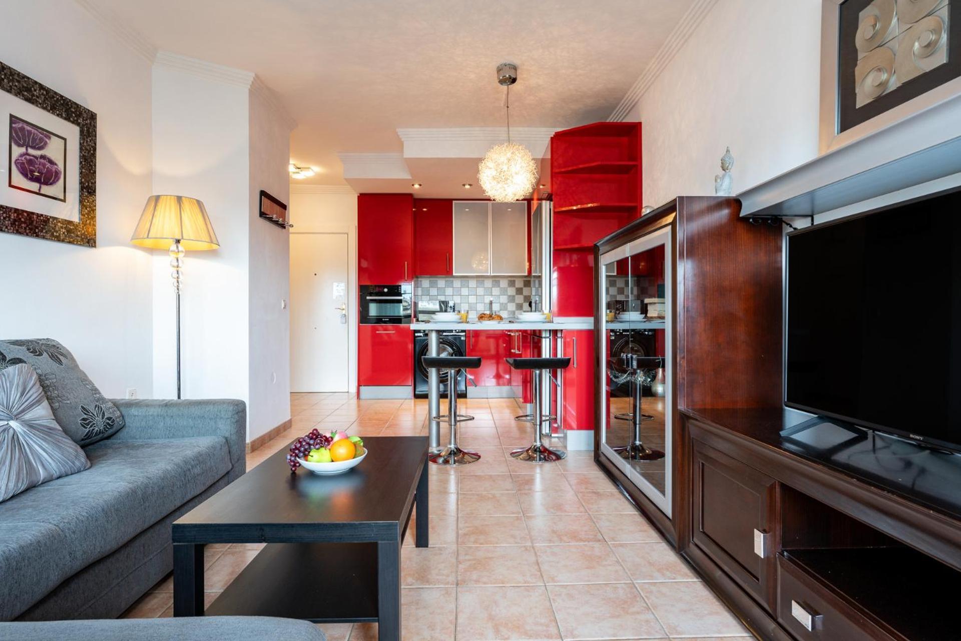 Benalbeach Bliss Seafront Retreat With Balcony Apartment *